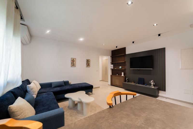 Sunset 205 Luxury 1bd with gym - The Landlord