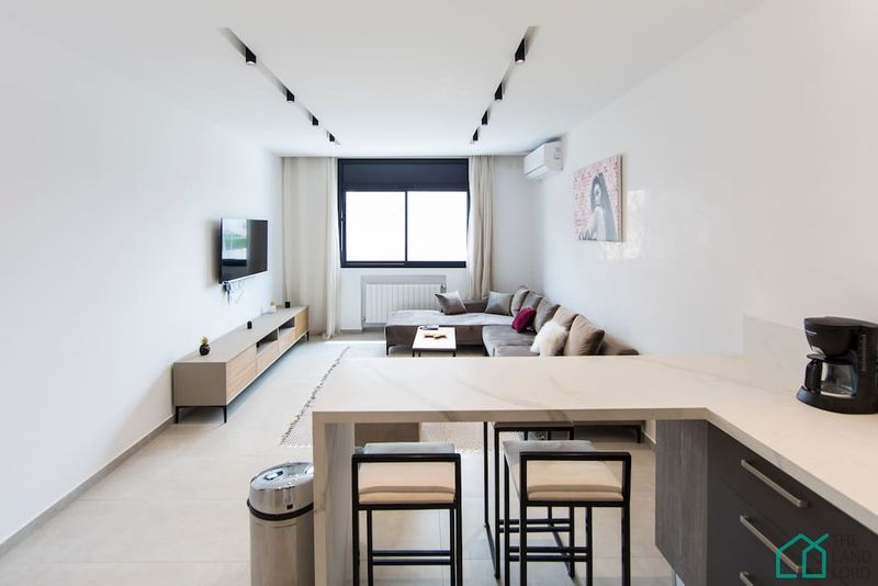 Sunset 204 | Luxury 2BR + Gym Tunisia - The Landlord