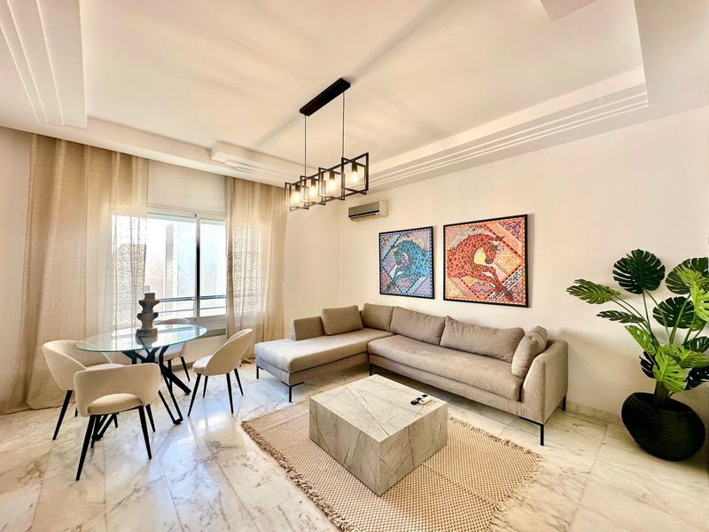 Elyssa superbe appartement aux Jardins de Carthage — Carthage