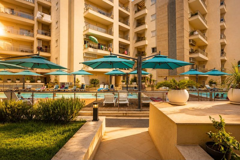 1BR BEACHFRONT WITH SHARED POOL – CHOTT MARIEM - The Landlord
