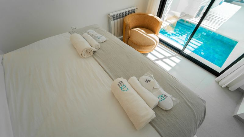 Aurora | Private Jacuzzi · La Marsa - The Landlord