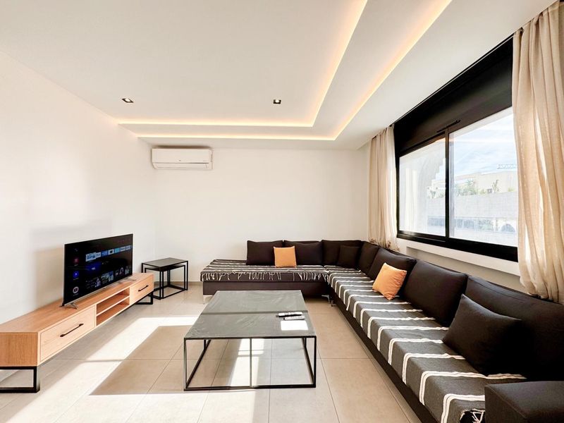Sunset 301 Luxury appartment with Gym in Lac1 - The Landlord