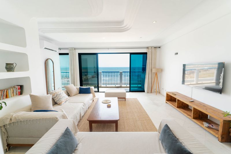 Beachfront 2BR Sea View · La Goulette - The Landlord