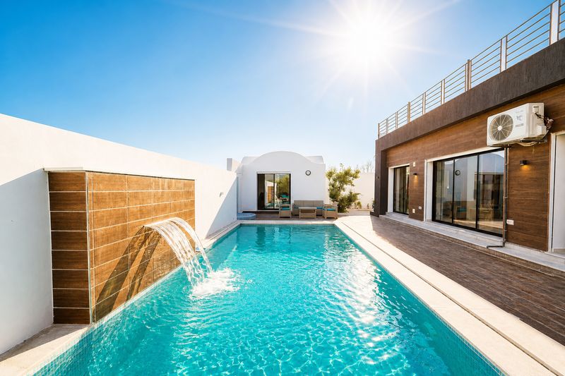 3-Bedroom Villa with Private Pool & Studio - The Landlord